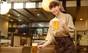 外国人に人気の「居酒屋～Izakaya」を英語で説明すると？